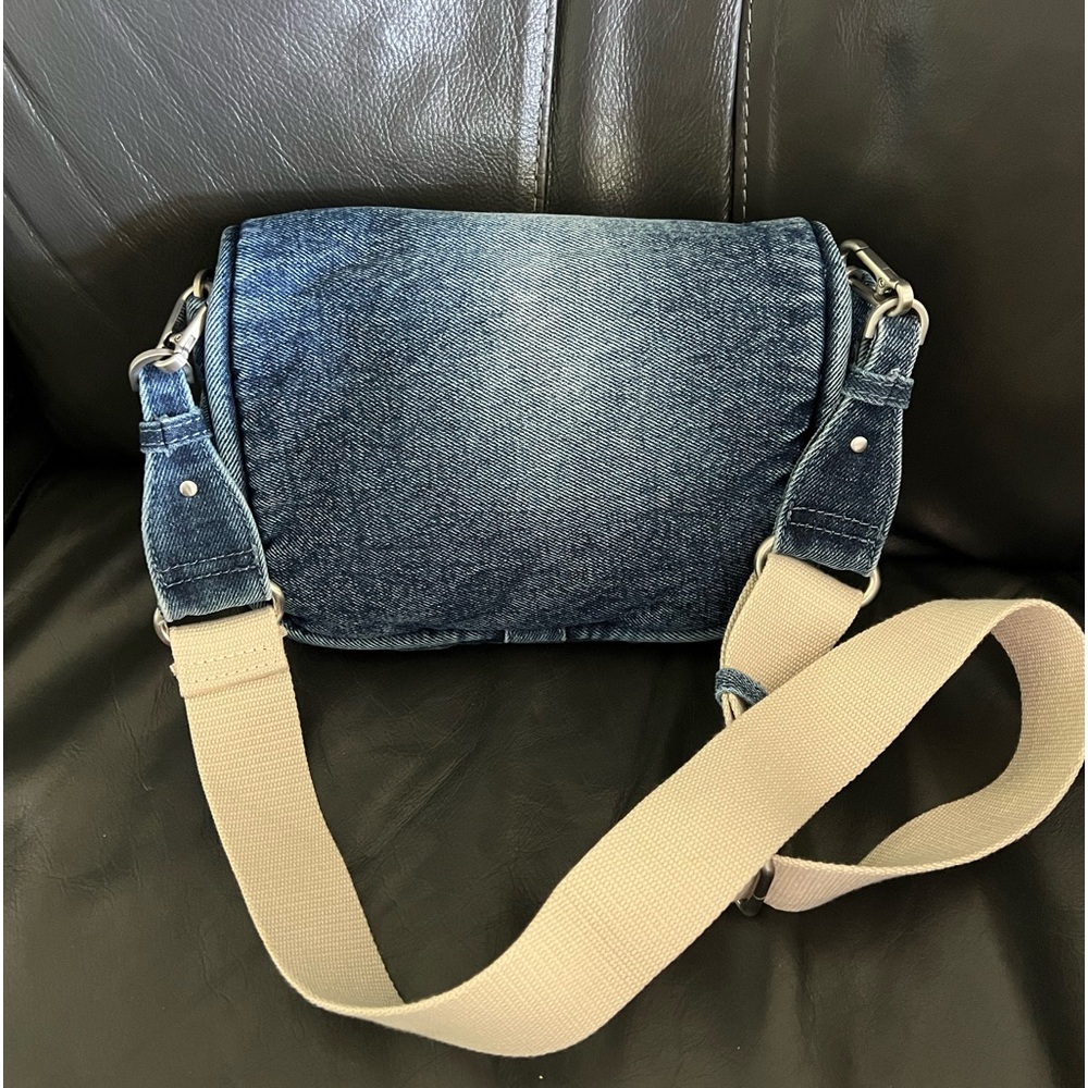 Cute Zara denim crossbody bag